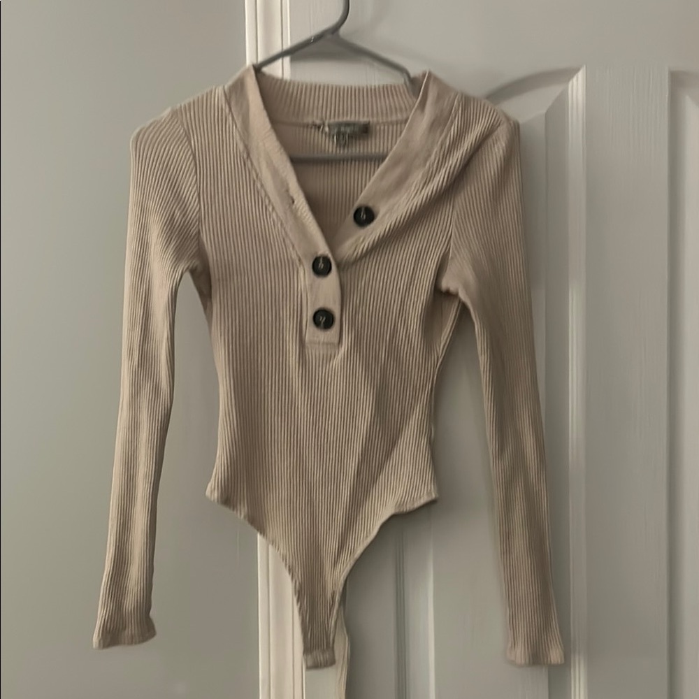 Ribbed Long Sleeve Bodysuit - Beige